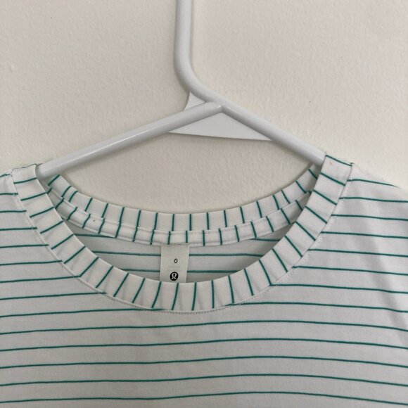 Lululemon Love Long Sleeve Cotton Shirt Size 0 Green White Striped - Picture 2 of 5